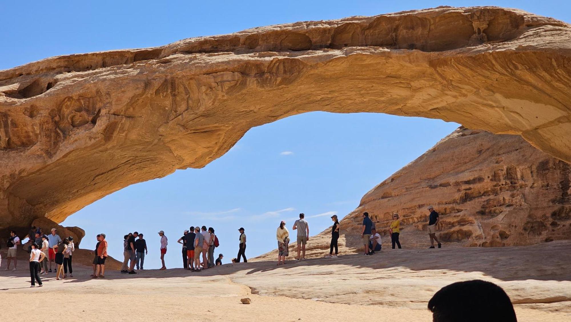 Titanic Camp Bed and Breakfast Wadi Rum Exteriör bild