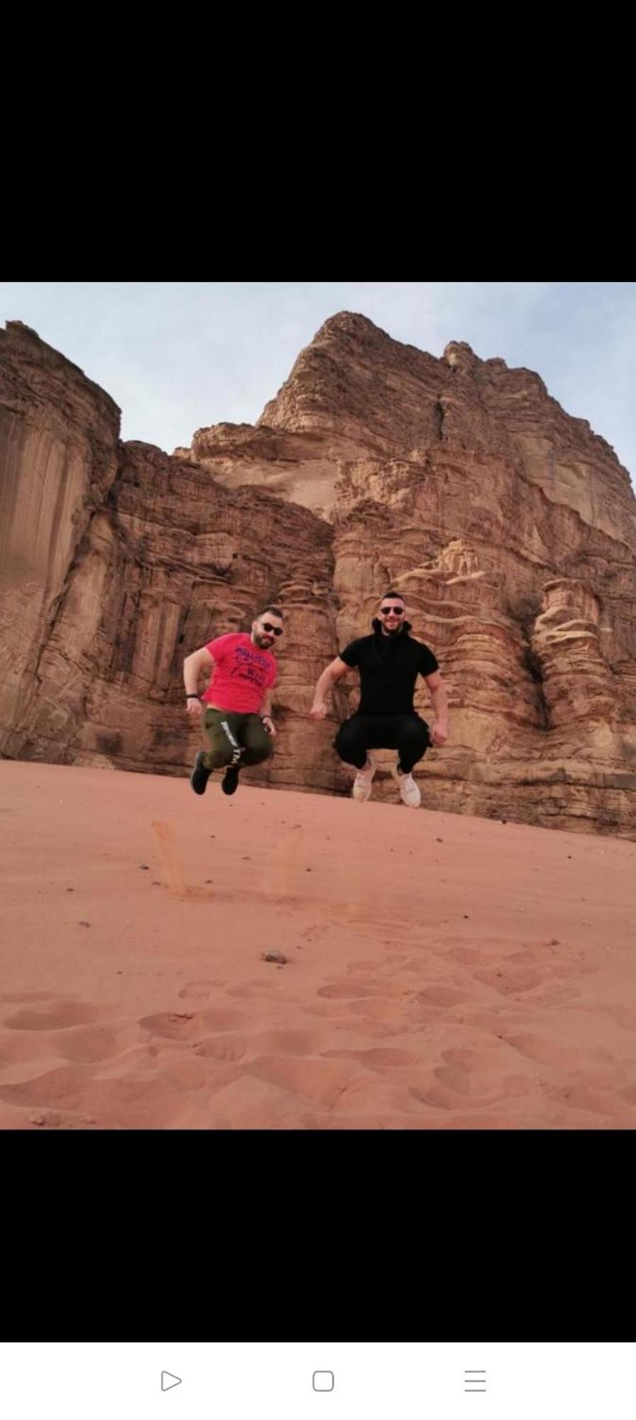 Titanic Camp Bed and Breakfast Wadi Rum Exteriör bild